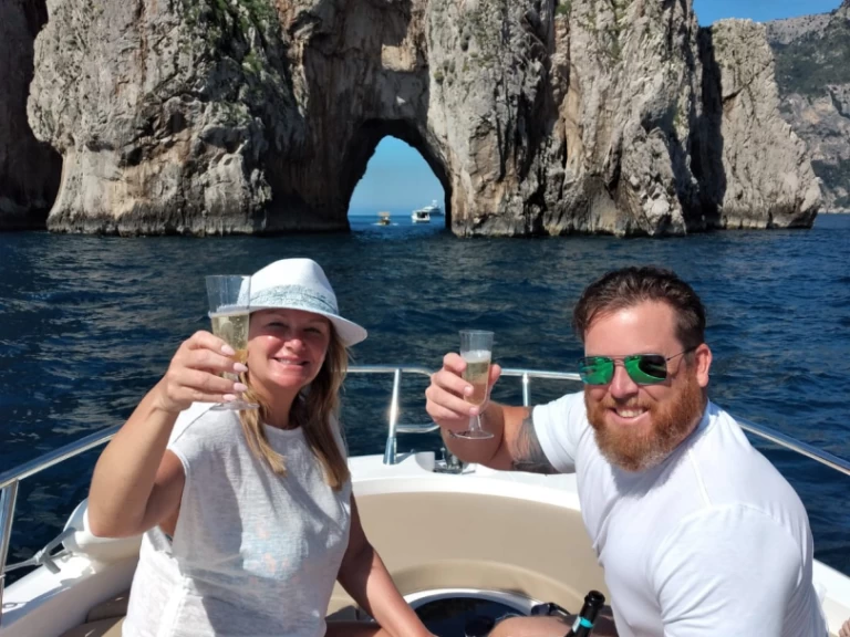 Yacht charter Sorrento billig GRAN SPORT 25