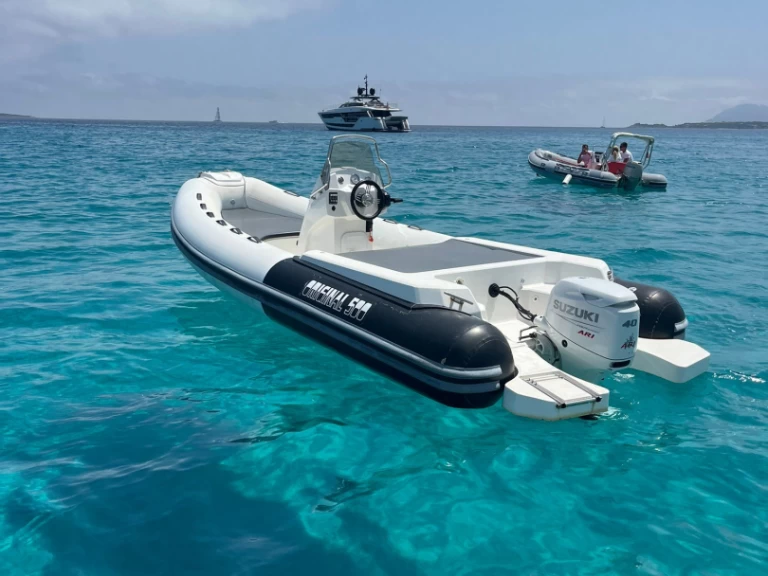 Motorbåt  för uthyrning Porto Rotondo till det bästa priset 