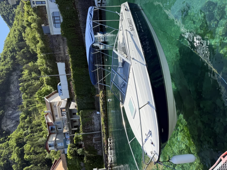Hyra Motorbåt  med eller utan skeppare Bayliner Évian-les-Bains 