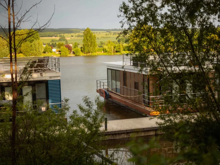 Yacht charter Höxter billig 44