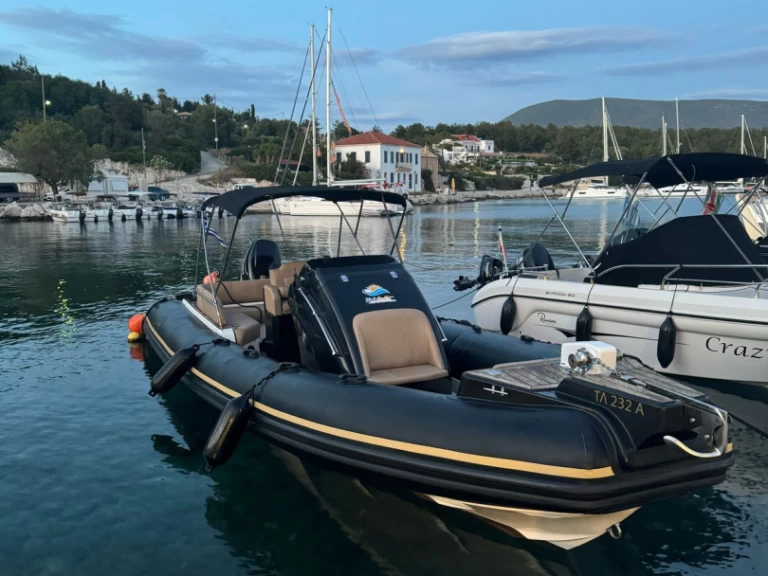 Hyr en yo boats 8.60 Nikiána 