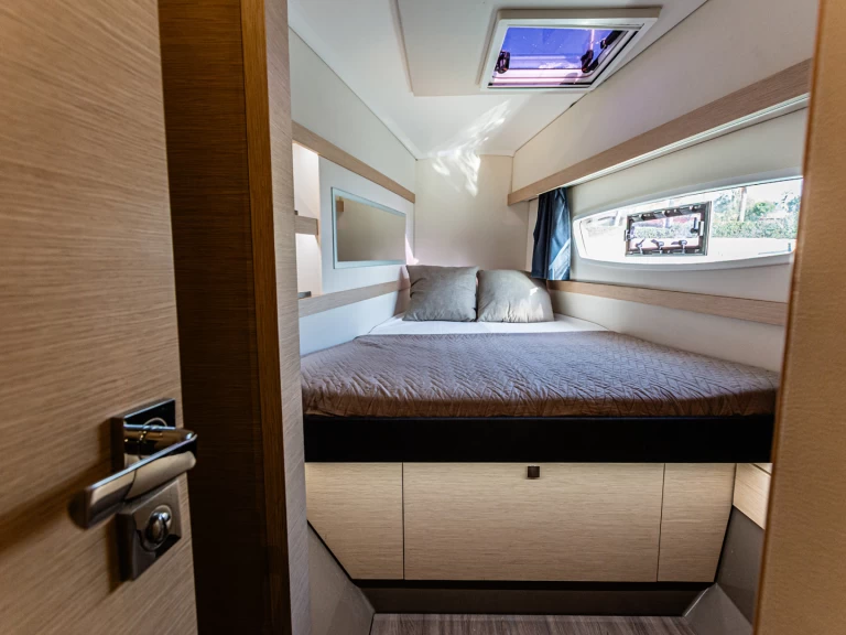 Katamaran  för uthyrning Furnari till det bästa priset 