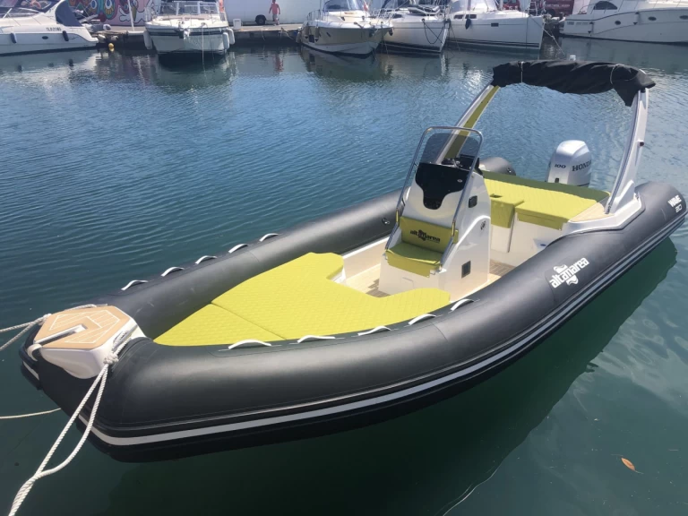Hyra RIB med eller utan skeppare Altamarea Port Santa-Lucia 