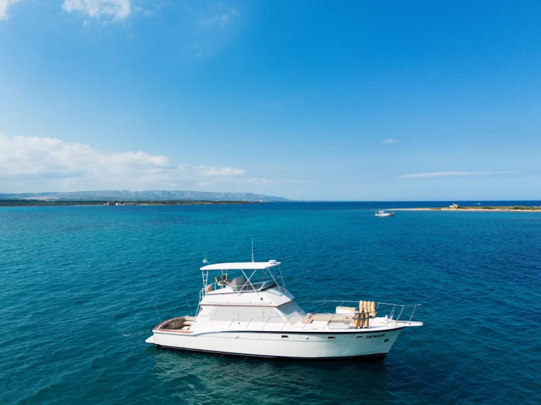 Hyra Lyx yacht med eller utan skeppare Hatteras Marzamemi 