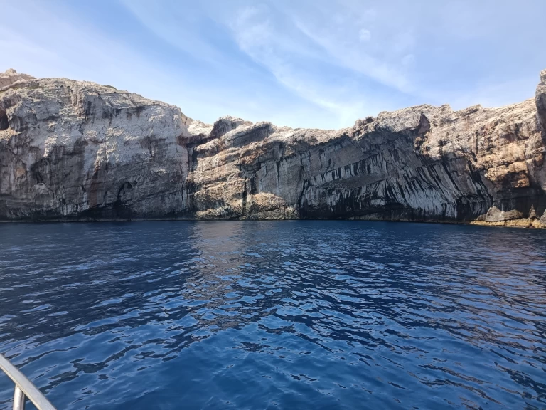 Båtuthyrning Bénéteau Antares 760 i Šibenik  på Samboat 