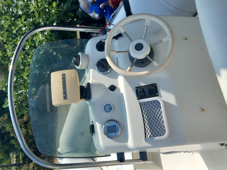 Hyra RIB med eller utan skeppare Zodiac Sainte-Lucie de Porto-Vecchio 