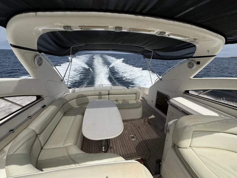 Yacht charter Porto-Vecchio billig Princess V50