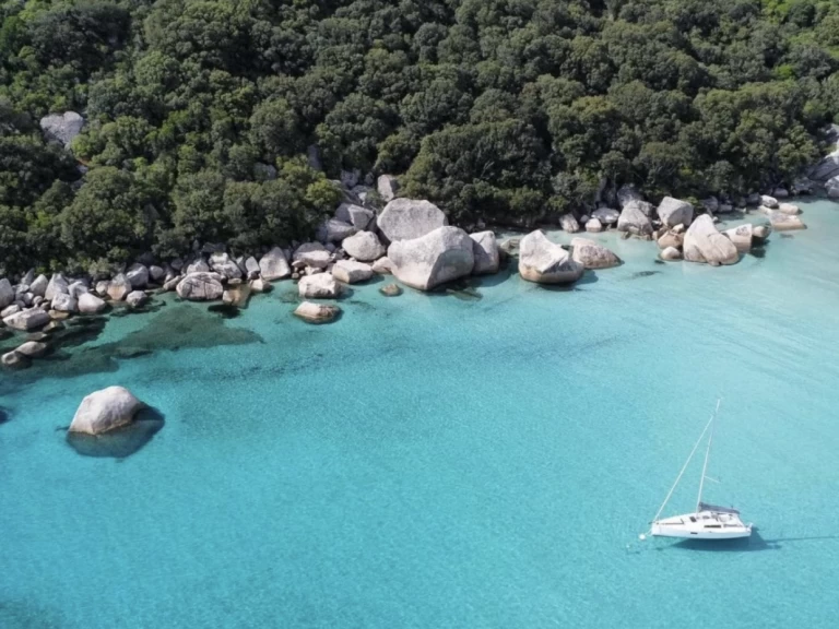 Uthyrning RIB Saver med en båtlicens 