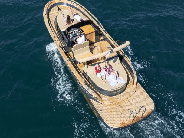 Båtuthyrning Nautica Esposito Positano 32 i Marinella di Sarzana på Samboat 