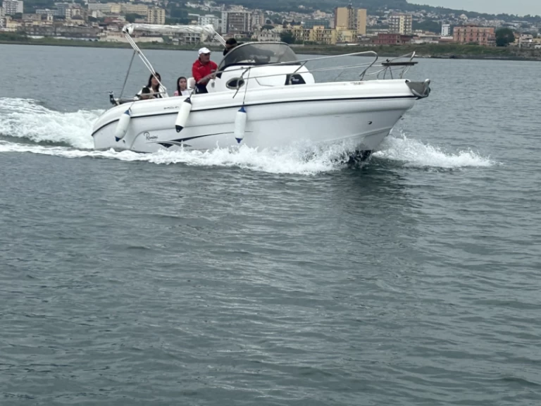 Hyr en Ranieri Shadow 24 S Torre Annunziata 