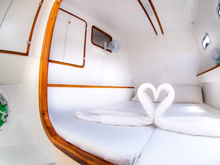 Katamaran  för uthyrning Trincomalee till det bästa priset 