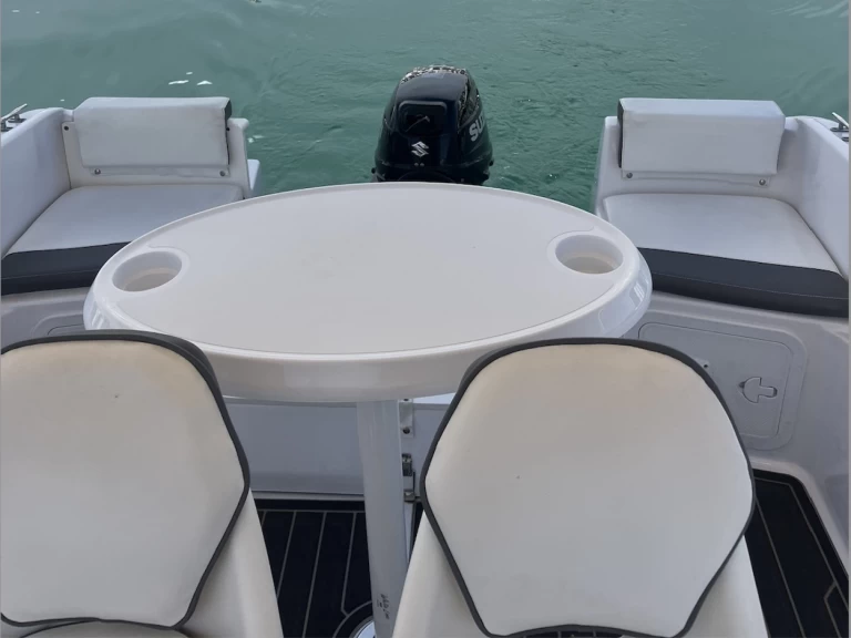 Båtuthyrning Dubhe arena 500 i Puerto Banús på Samboat 