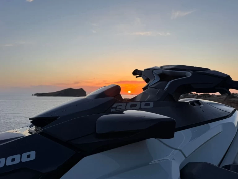 Båtuthyrning Sea-Doo Gtx limited 300 i Marina Ibiza på Samboat 