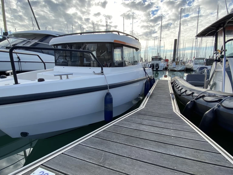 Motorbåt  för uthyrning La Rochelle till det bästa priset 