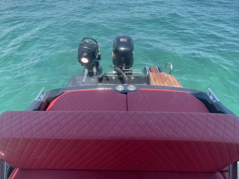 Hyra Motorbåt  med eller utan skeppare Aquastar Vourvourou 