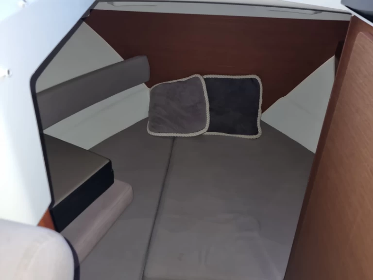 Yacht charter Opatija billig Merry Fisher 795