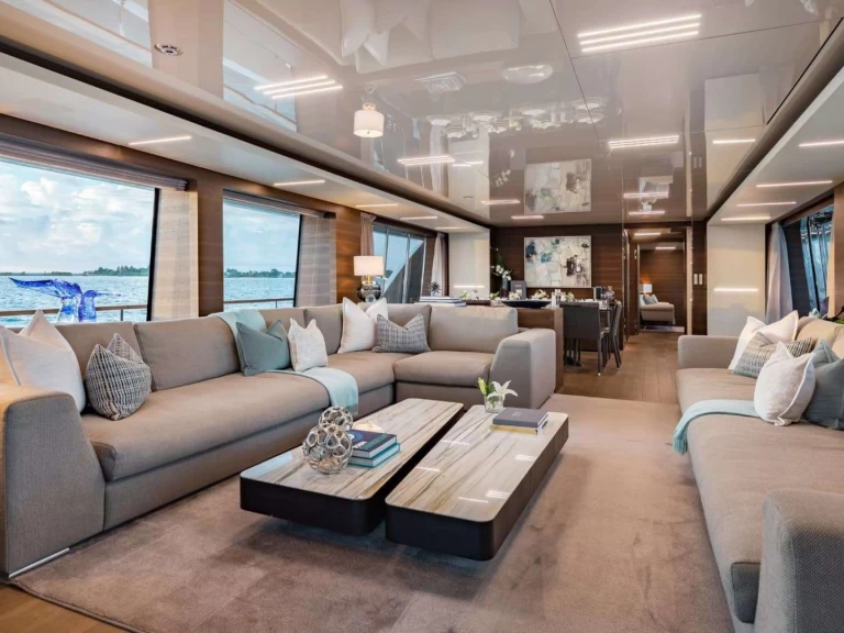 Båtuthyrning Custom Line EROS i Sankt Martin på Samboat 