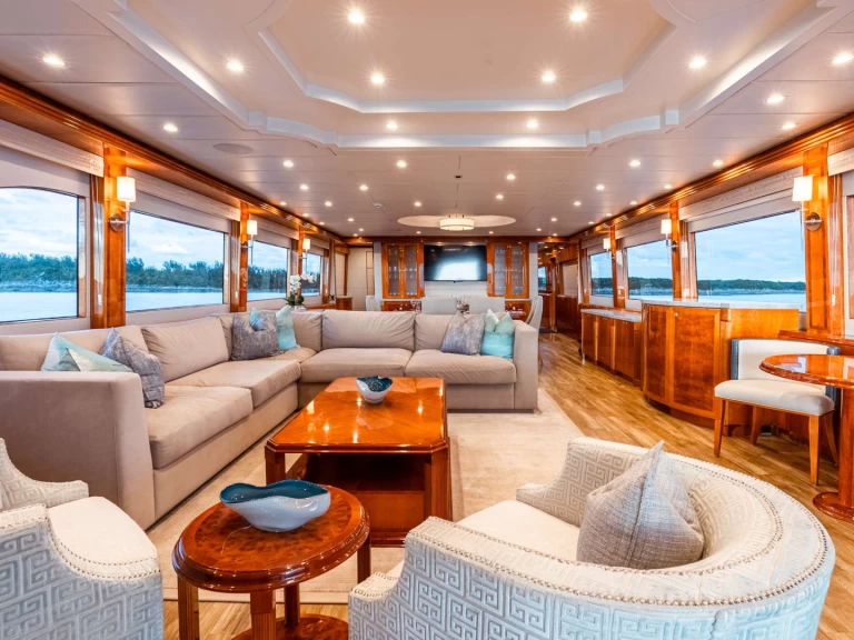 Hyr en Hargrave BRANDI-WINE Nassau 