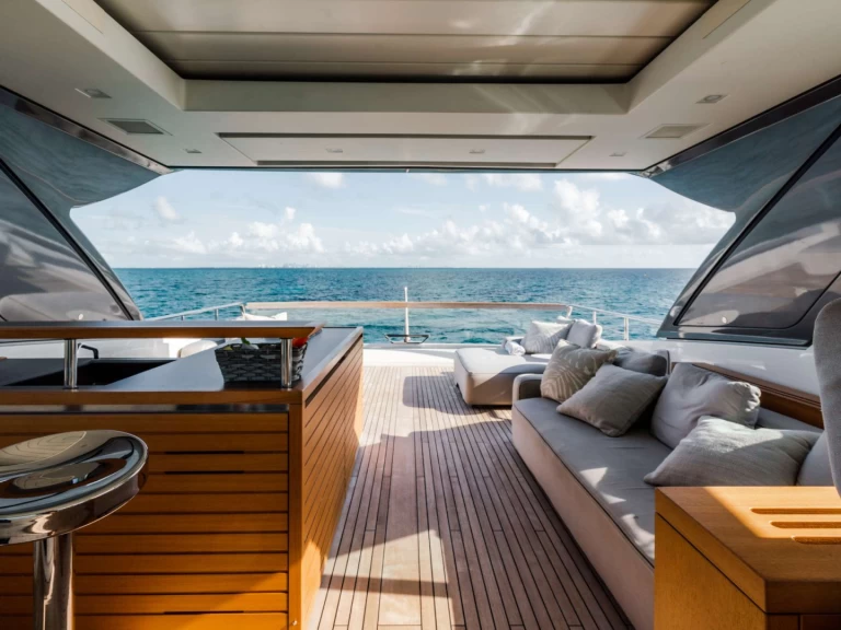 Hyr en San Lorenzo Vasiliki Bahamas  