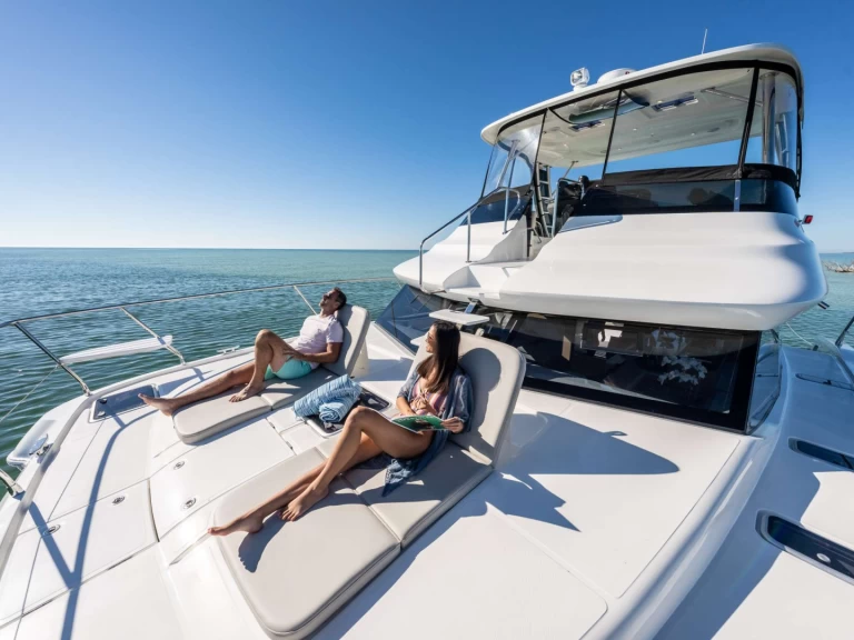 Lyx yacht för uthyrning Preveza till det bästa priset 