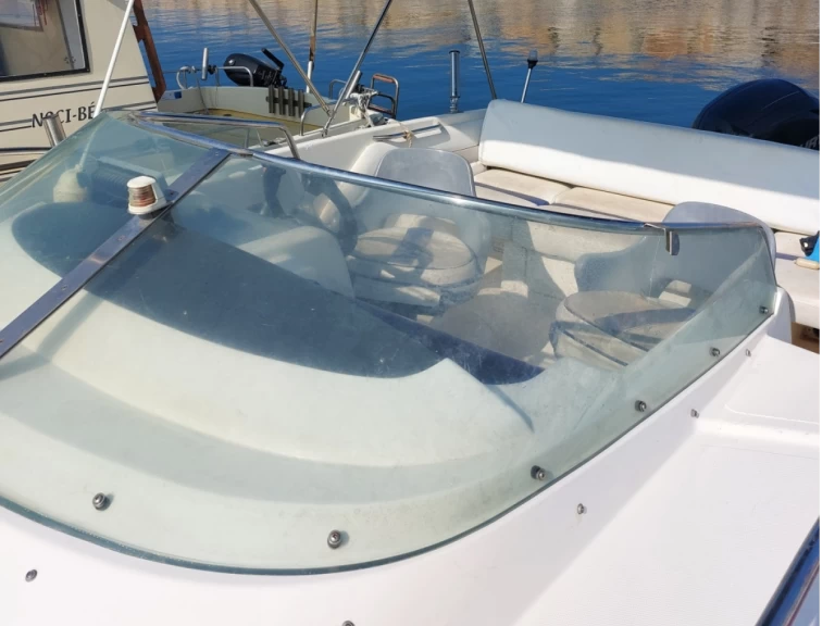 Yacht charter Argelès-sur-Mer billig Azura 570 Cabin