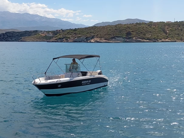 Uthyrning Motorbåt  i Marathi - Marea Marea 22