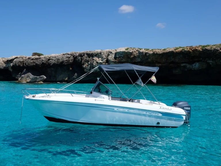 Uthyrning Motorbåt  Jeanneau med en båtlicens 