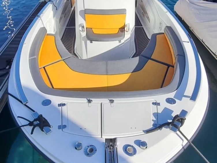 BMA X266 Sun & Fish charter bareboat eller skeppad i Marina San Miguel