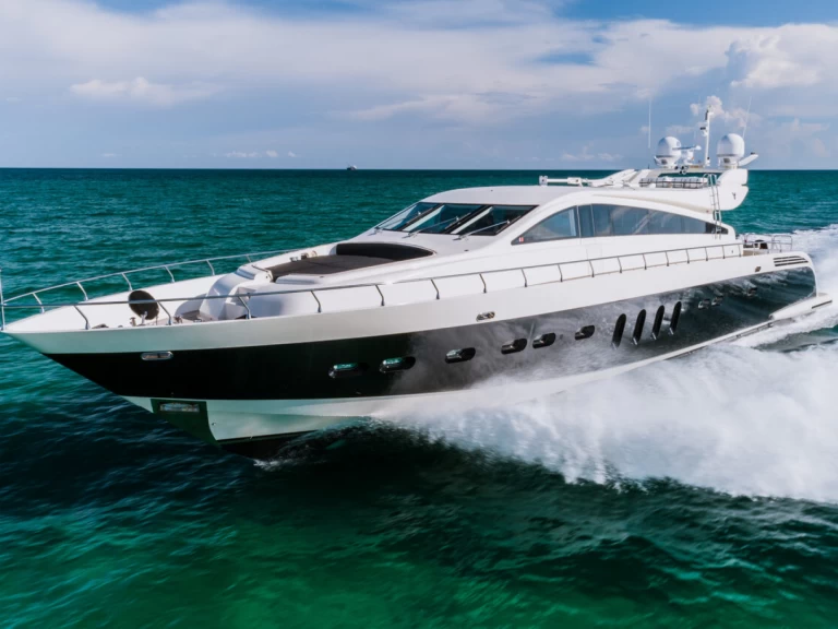 Uthyrning Lyx yacht Arno Leopard med en båtlicens 