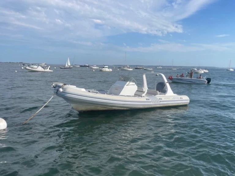 Båtuthyrning Lomac Lomac 790 IN i Toulon på Samboat 