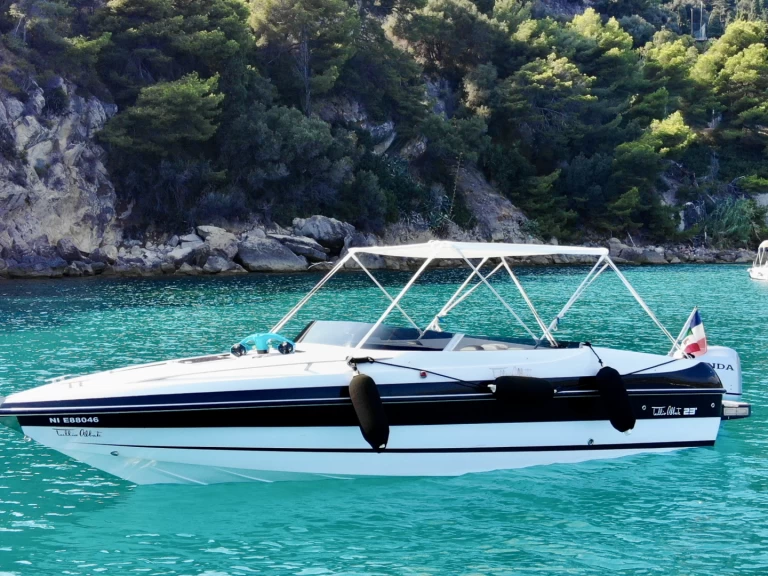 Uthyrning Motorbåt  Tullio-Abbate med en båtlicens 