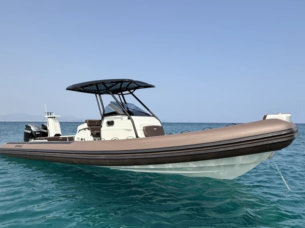 Hyr en Brig Eagle 10 Saint-Tropez 