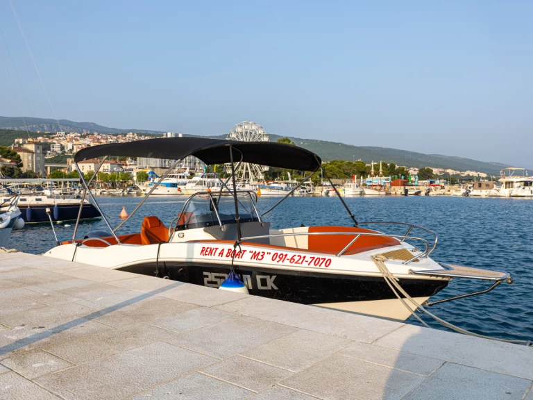 Okiboats Barracuda 545 Open charter bareboat eller skeppad i Crikvenica