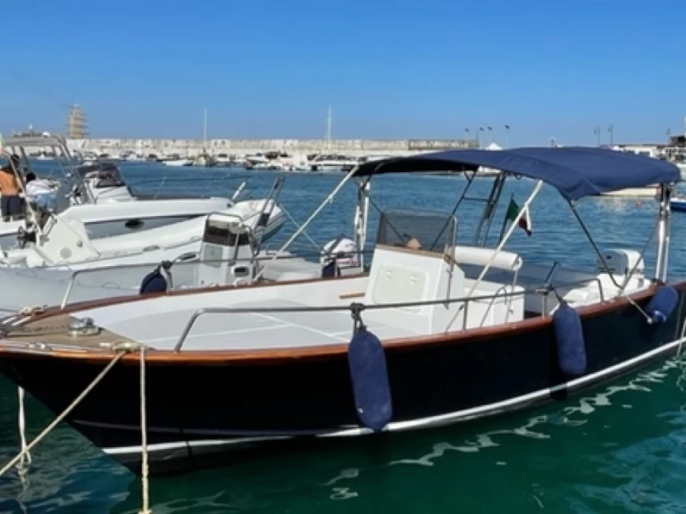 Uthyrning Motorbåt  i Giardini-Naxos - Lancia Why Not?