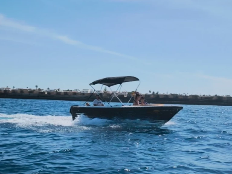 Hyra Motorbåt  med eller utan skeppare Marion Ciutadella de Menorca 