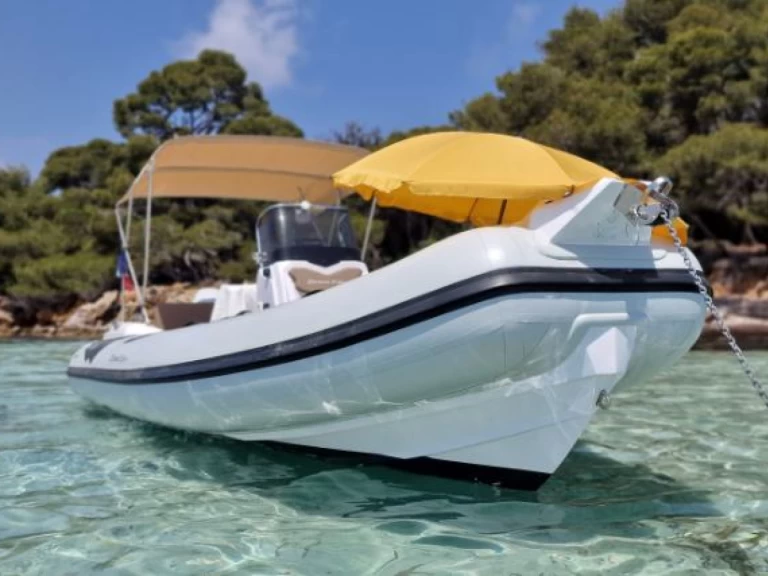 Yacht charter Mandelieu-la-Napoule billig Cayman 21 Sport