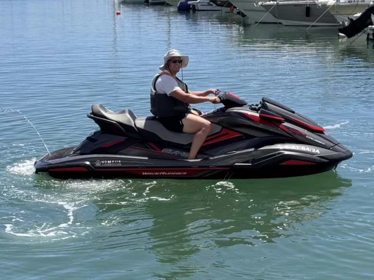 Hyra Jet ski med eller utan skeppare Yamaha Puerto Banús 