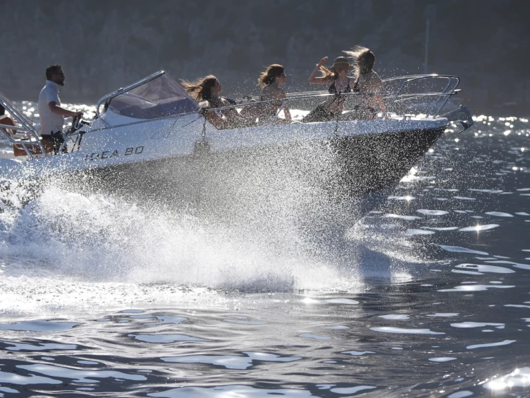 Idea Marine IDEA 80 charter bareboat eller skeppad i Amalfikusten