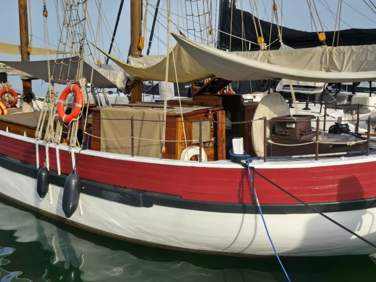 Segelbåt  för uthyrning Marseille till det bästa priset 