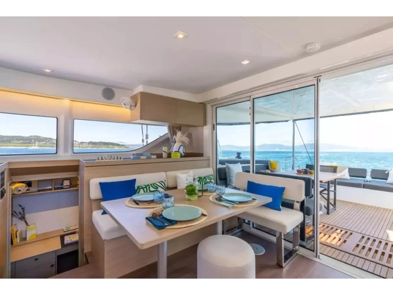 Katamaran  för uthyrning Cugnana Verde till det bästa priset 