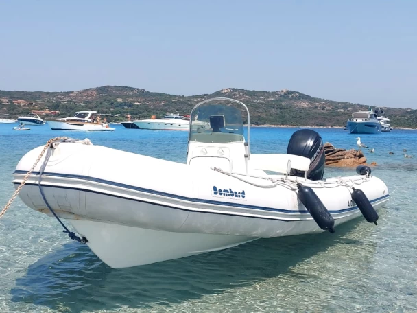 Uthyrning Sainte-Lucie de Porto-Vecchio - Zodiac Explorer 640 av Samboat 