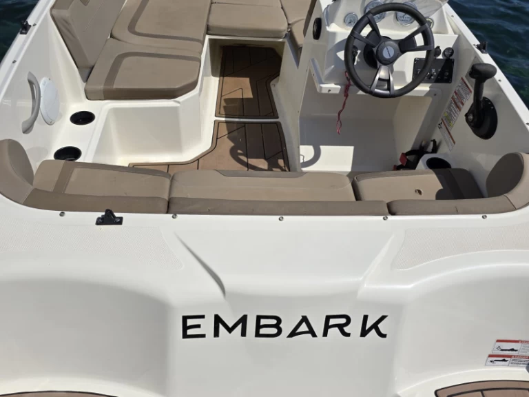 Uthyrning La Savina - Quicksilver QS 475 AXESS av Samboat 