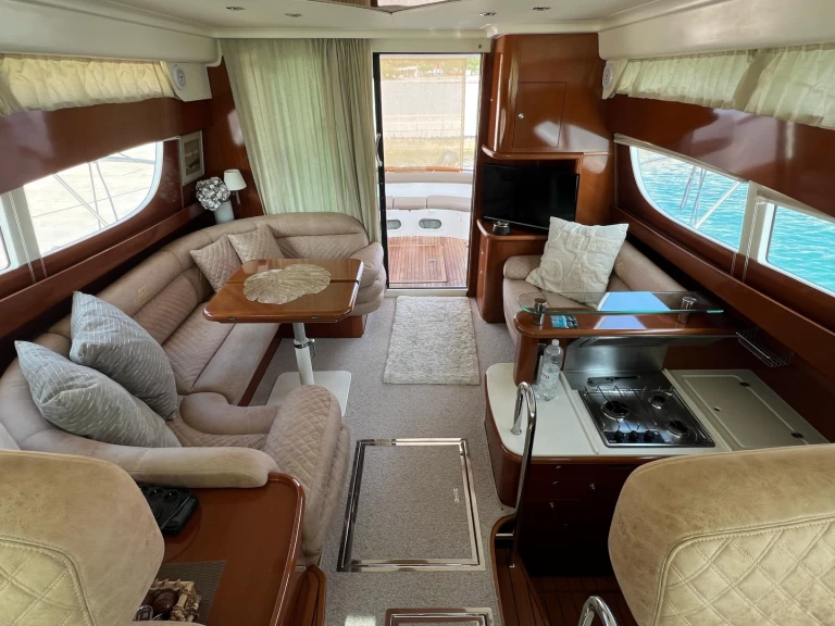 Uthyrning Korčula (City) - Jeanneau Prestige 46 av Samboat 