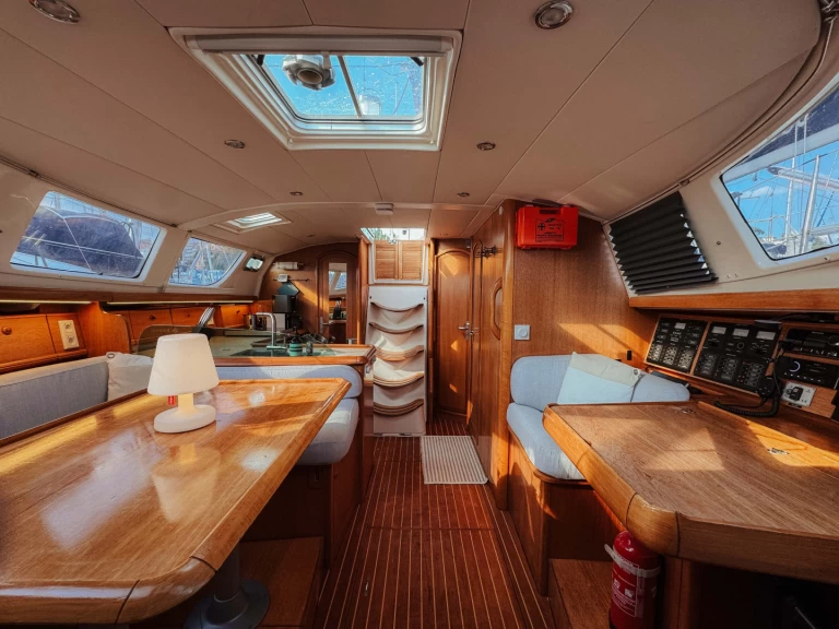 Hyra Segelbåt  med eller utan skeppare Jeanneau Portoferraio 