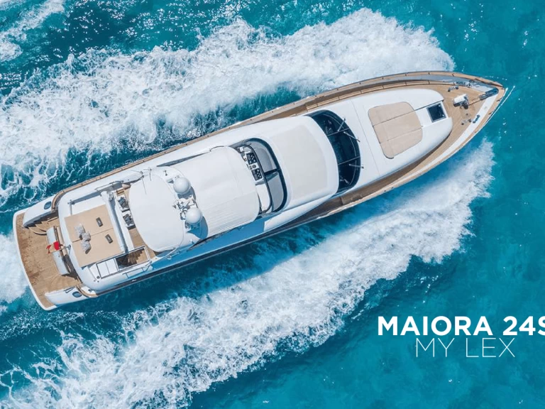 Yacht charter Ibiza Town billig 24S