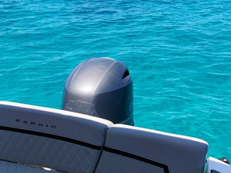 Båtuthyrning Karnic 1851 i Port de Ciudadella på Samboat 