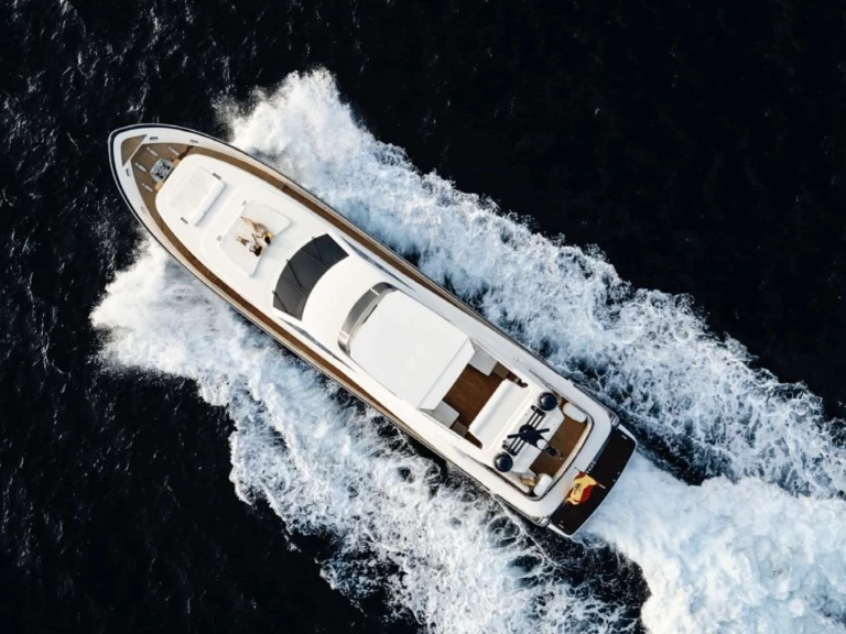 Hyra Lyx yacht med eller utan skeppare Astondoa Ibiza Town 