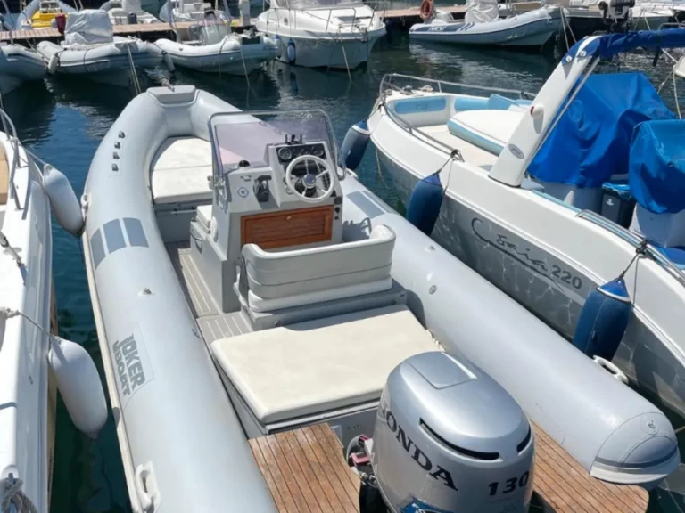 Hyra RIB med eller utan skeppare Joker Boat Bacoli 