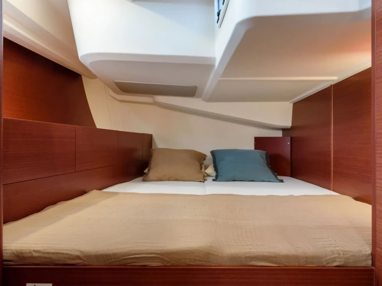 Hyr en Hanse Hanse 508 Cannigione 