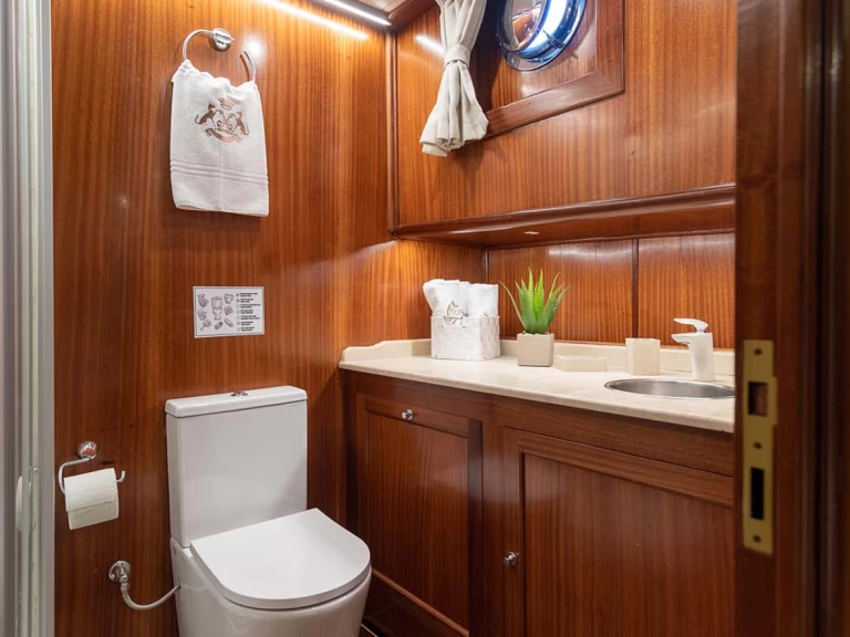 Uthyrning Segelbåt  i Split  -  Gulet Smart Spirit